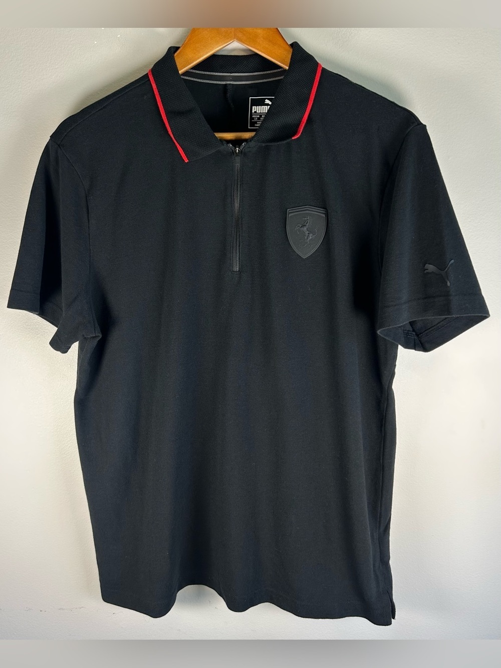 Puma Scuderi Ferrari Men’s Polo Shirt L Black Logo Red Stripe Zip Up Cotton EUC
